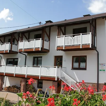 Schoenes Doppelzimmer Mit Separater Kueche Im Noerdlichen Nationalpark Schwarzwald Forbach Buitenkant foto